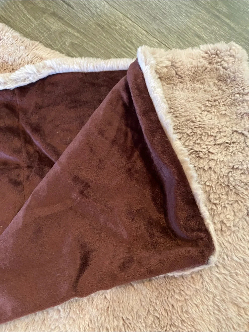 UGG Reversible Plush Pillow Cases Blush & Wine - set of 2